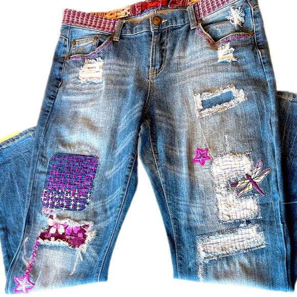 Women's Embellished boho jeans Re-Worked straight leg embroidered in purples - Picture 4 of 14